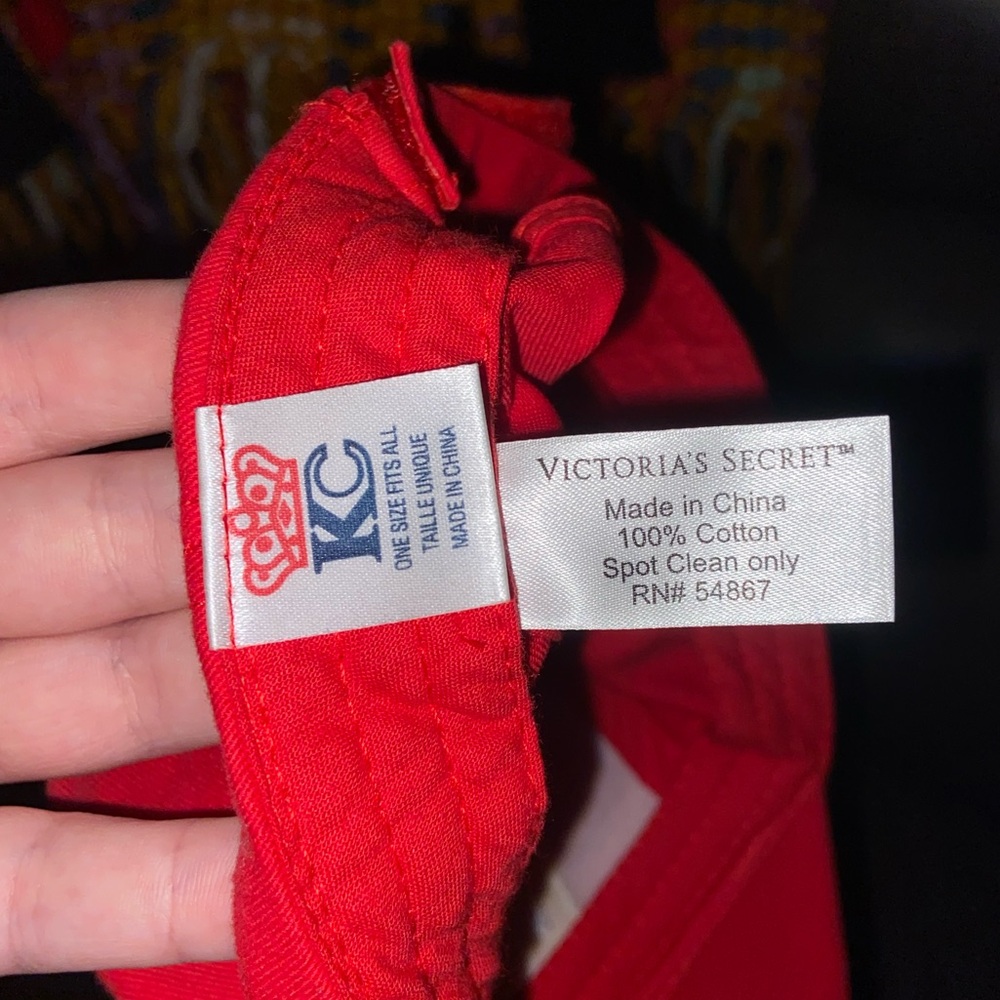 Victoria's Secret Sport Hat - Picture 3 of 4